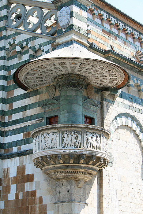 Duomo di Prato (Pulpito)