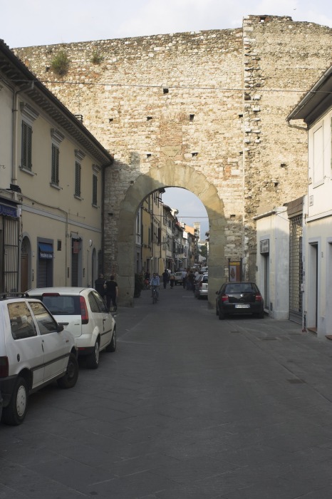Porta Santa Trinit� lato via Pomeria