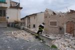 Edifici crollati all'interno della "zona rossa" della frazione di Castelnuovo in Comune di San Pio delle Camere