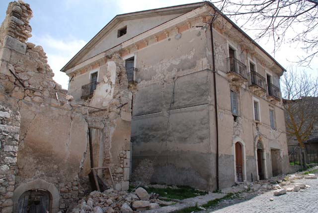 Reportage fotografico  �Terremoto Abruzzo 2009�