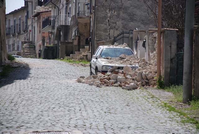 Reportage fotografico  �Terremoto Abruzzo 2009�