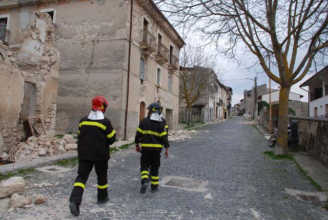 Reportage fotografico  �Terremoto Abruzzo 2009�