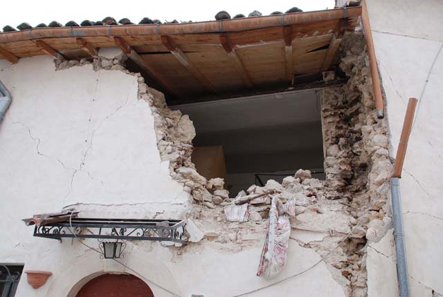 Reportage fotografico  �Terremoto Abruzzo 2009�