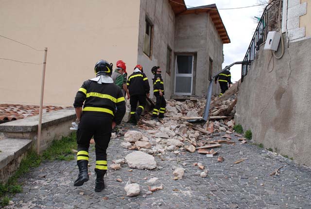 Reportage fotografico  �Terremoto Abruzzo 2009�
