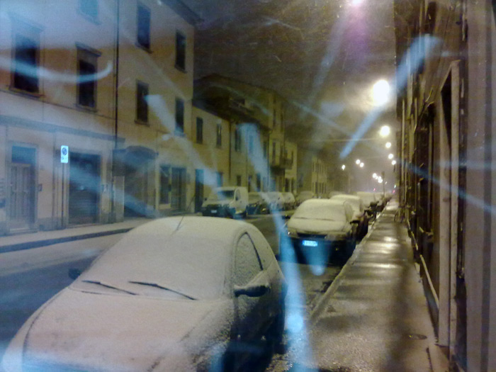 Auto spolverate dalla prima nevicata