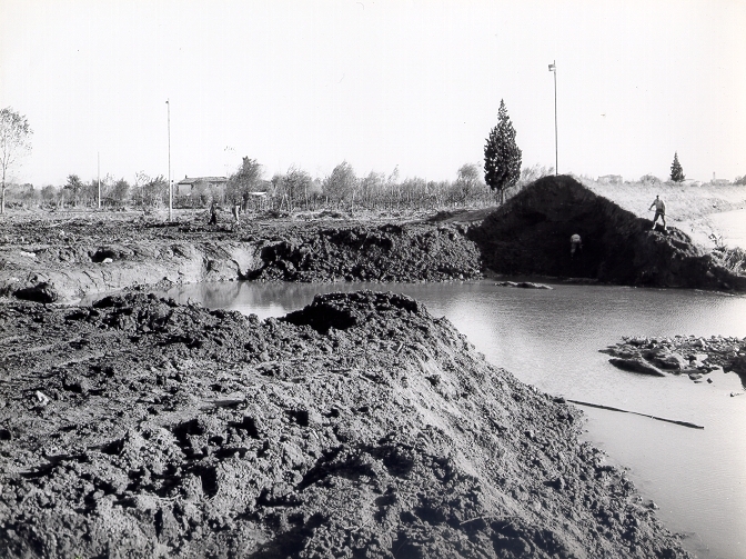 L'alluvione ha portato, ovunque abbia colpito, distruzione ed erosione. Evidenti sono i segni