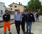 Il Presidente della Regione, enrico Rossi con il responsabile delle ANPAS, Ramalli del Volontariato ed il capo campo Massimo Campidoglio