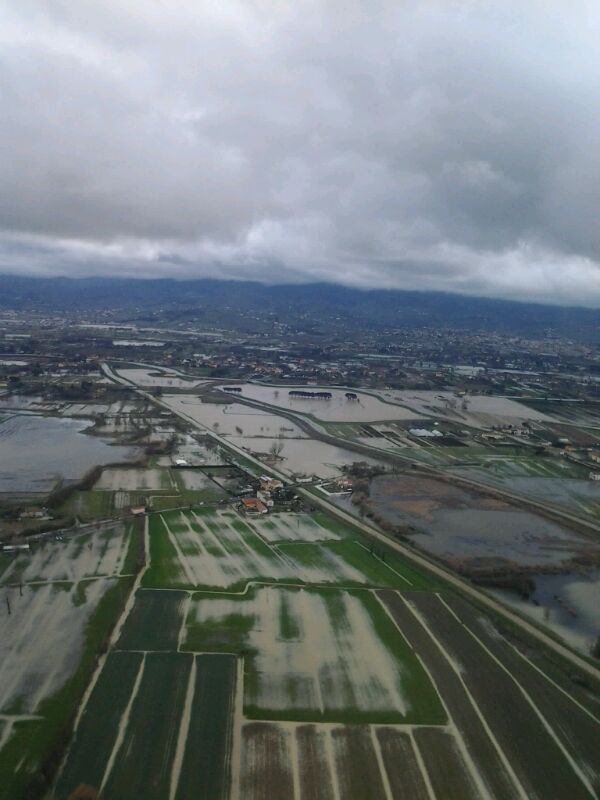 Veduta aerea dell'Ombrone tra Prato e Pistoia