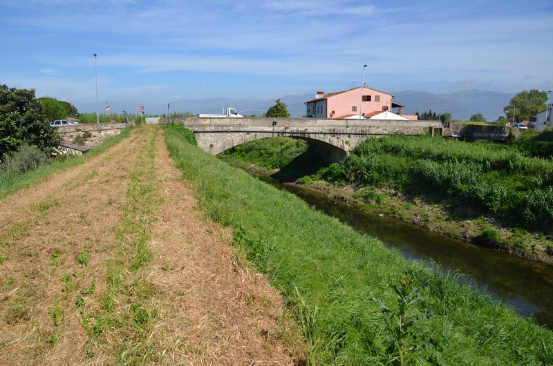 13 - Ombrone - Prato - Ponte Caserana vista verso monte
