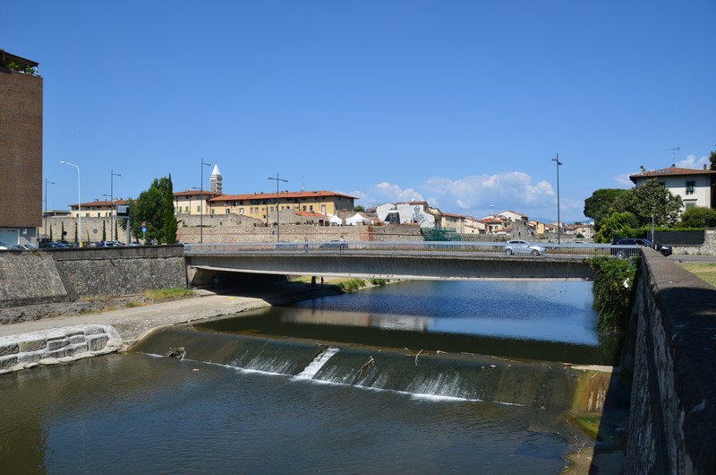 14 - Bisenzio - Ponte XX Settembre vista verso monte