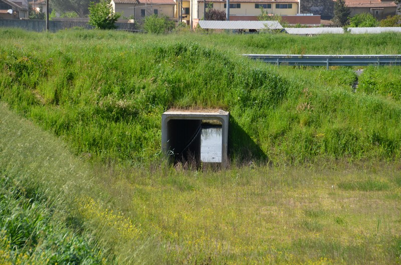 39 - Tavola - Elementi scatolari di collegamento tra gli scomparti della cassa di laminazione