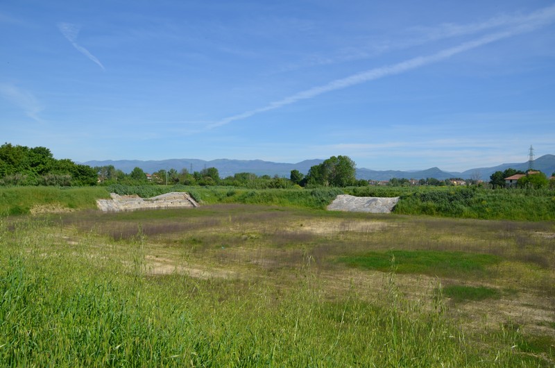 40 - Tavola - Soglia d'ingresso (sfioratoio) della cassa di laminazione della gora Bonzola
