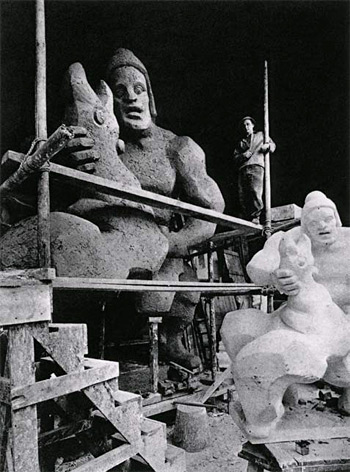 Lipchitz e l\'opera Prometeo strangola l\'avvoltoio